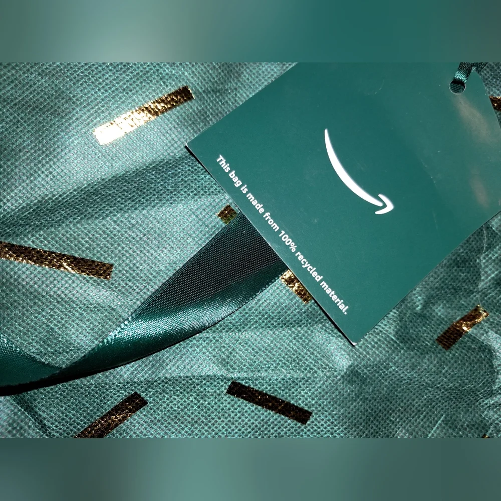 GIFT BAG GREEN & GOLD
